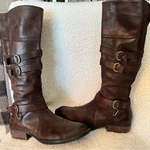 Børn Odom in Castagno oiled suede knee high boot